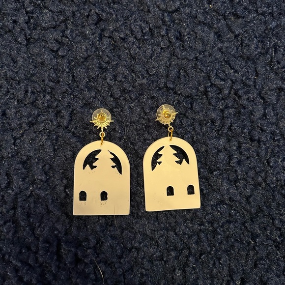 Christmas Gingerbread house earrings - Picture 4 of 4